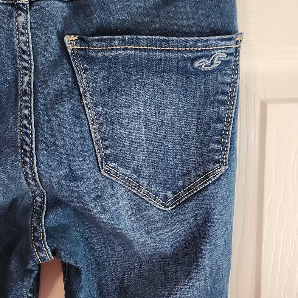 Hollister High-Rise Jean Jegging Advanced Stretch Med Wash Distressed Size 0 - Picture 3 of 11